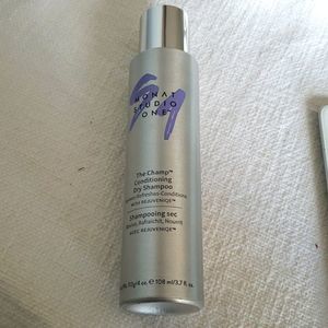 COPY - Monat studio one the champ condition dry shampoo NWT 🌿